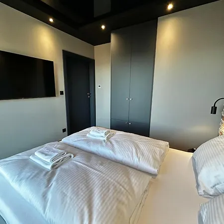 Blue Hill By Hillside Apartman *